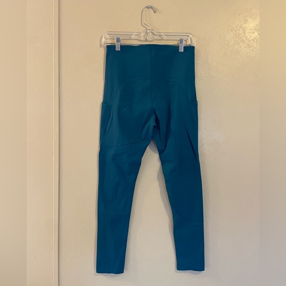 NWOT Free People Movement Latitude Leggings sz M - Picture 2 of 6